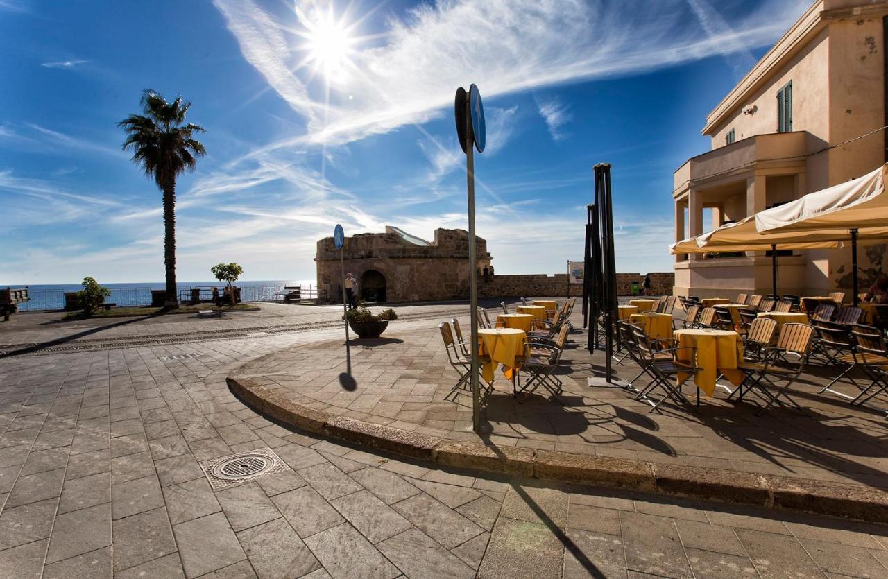 Apartamento Amethyst Attic In Old Town By Sea Alguer Exterior foto